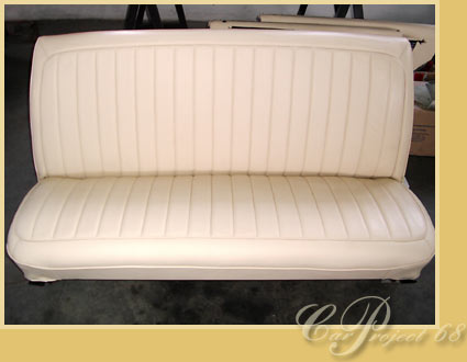Opel Kapitan ::  Sattlerarbeiten